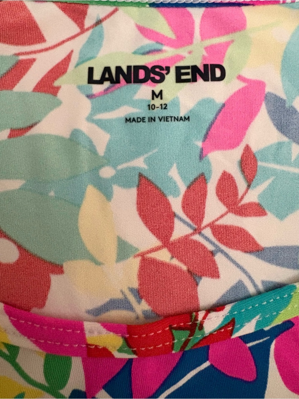 Lands End Rash Guard - Picture 7 of 8